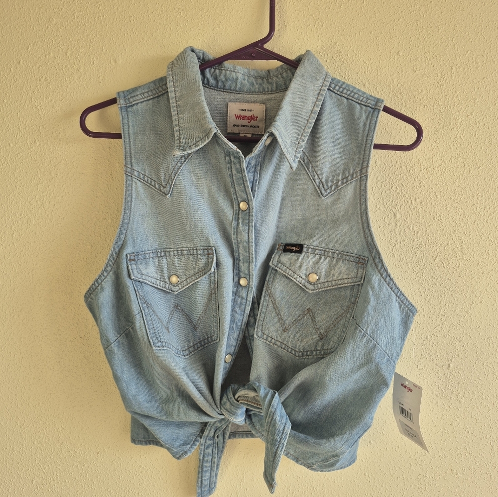 Wrangler Denim Sleeveless Button Up Shirt Size Medium - Picture 4 of 4